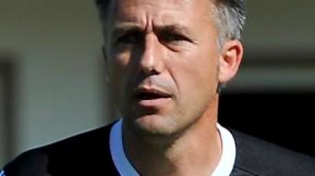 Trainer J. Lugmair