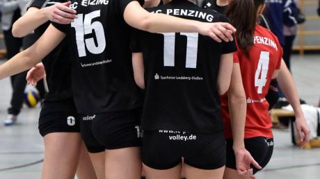 Der Saisonauftakt ist gelungen. Die Penzinger Volleyballerinnen gewannen am ersten Spieltag mit 3:1 in Eichenau. 	