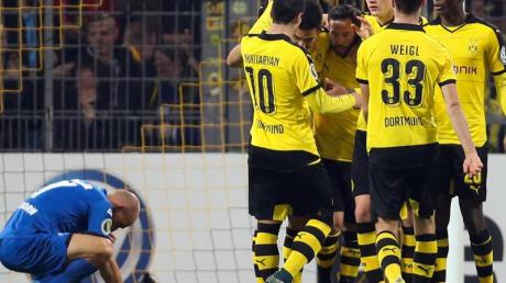 Dortmund bändigt die Paderborner und steht im Achtelfinale.