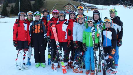 Die Nachwuchsrennläufer der Skiclubs Burgau und Ichenhausen trainierten im Kleinwalsertal. 	
