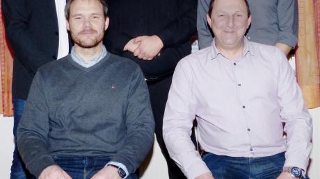 Das aktuelle Führungsteam der SpVgg Ederheim (stehend von links): Christoph Baur, Alfred Reinhardt, Jens Schmetzstorff sowie (vorne sitzend 2. Vorsitzender Andreas Buser und Vorsitzender Andreas Schaudig.  	