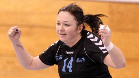 Freude bei Sarah Gottwald: Die Handballerinnen des Kissinger SC haben gegen Schleißheim gewonnen.