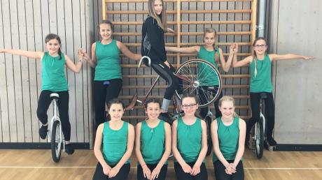 Starker Auftritt: Die Mädchen des Radfahrervereins Burgheim zeigten bei den oberbayerischen Meisterschaften tolle Leistungen.  	
