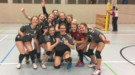 Die Volleyballfrauen des SVS Türkheim haben nach einer perfekten Saison die Rückkehr in die Bezirksklasse geschafft. 