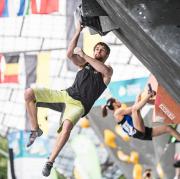 Bouldern ist eine Disziplin der European Championships 2022 in München. Welche Sportarten sind außerdem dabei? Das weiß dieser Artikel. Im Bild: Boulder-Europameister Jan Hojer.