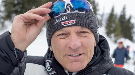 Alpin-Direktor Wolfgang Maier sehnte für den Weltcup-Auftakt in Sölden Schnee herbei. Maier wurde erhört, allerdings im Übermaß. Das Männer-Rennen musste wegen zu viel Schnees abgesagt werden.  	 	