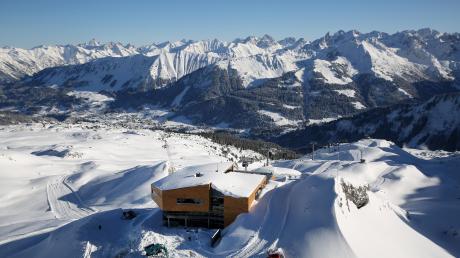 Von solchen Wintersportverhältnissen wie hier am Ifen träumen alle Skifahrer und Snowboarder.