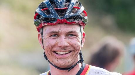 Stets gut gelaunt, so kennen Freunde und Fans den Mountainbiker Georg Egger. Auch nach einem harten Rennen lächelt er noch. 	