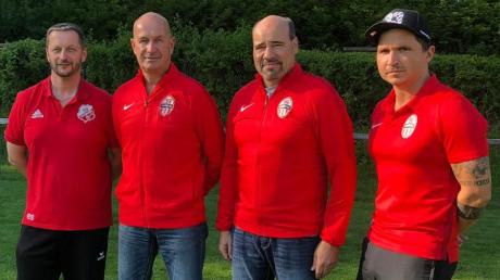 Des SG-Trainerteam Thomas Zöllner/Andreas Weßling mit den Abteilungsleitern Bernhard Stix (SV Kleinbeuren) und Christoph Kraus (SV Ettenbeuren).  	