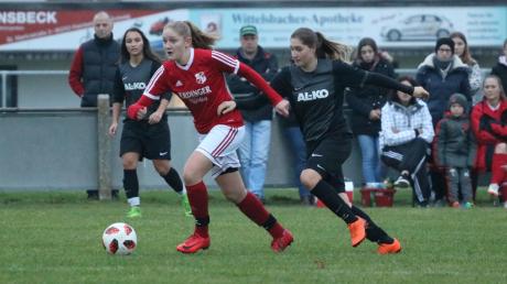 In Sielenbach (rote Trikots) gibt es bereits eine Frauenfußballmannschaft. Beim SV Obergriesbach künftig auch. 