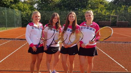 Die erfolgreichen Tennis-Damen des VfL Zusamaltheim. Von links: Hannah Birkholz, Sarah Kitzinger, Anna-Lena Neukirchner und Nadine Gärtner. 	