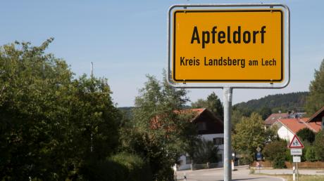 Das Bayerische Heimatministerium hat Apfeldorf das "Gütesiegel Heimatdorf" verliehen.