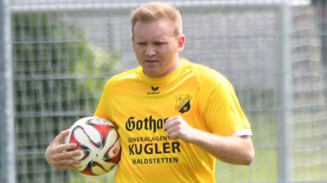 Steffen Gemsa ist nicht nur Abteilungsleiter beim SV Waldstetten. Der 29-Jährige läuft auch regelmäßig selbst im Trikot des Kreisklassisten auf. 	