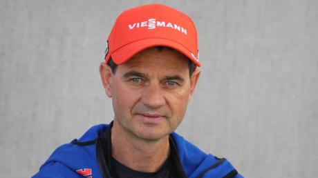 Stefan Horngacher ist seit dem Sommer Bundestrainer der deutschen Skispringer. Im Training hat er schon einiges geändert. 