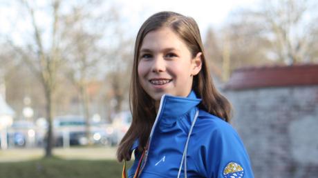 Hannah Dempfle aus Wiedergeltingen hat in diesem Jahr so hart trainiert, wie noch nie zuvor. Der Lohn der zahllosen Trainingsstunden war vor wenigen Tagen die Goldmedaille bei der Deutschen Eiskunstlauf-Nachwuchsmeisterschaft. 	