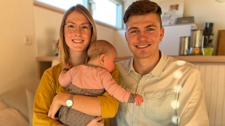 Georg Egger und Clara Gutmann sind seit Juli Eltern einer Tochter. Die Geburt von Nora stellt den Alltag des Profi-Mountainbikers und der Zahnmedizin-Studentin gehörig auf den Kopf.  	