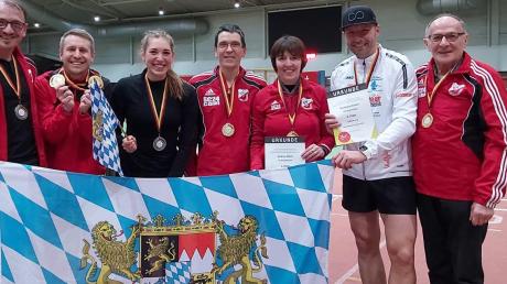 Erfolgreiches Team aus Bayern bei der Deutschen Meisterschaft in Erfurt (von links): Joachim Maier (SVB), Andreas Janker (LG Röthenbach Pegnitz), Sarah Friedrich (LG Würm Athletik), Steffen Meyer (SVB), Andrea Maier (SVB), Wolfgang Scholz (SWC Regensburg) und Felix Maier (SVB).  	