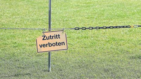 Auf fast allen Plätzen in Bayern darf ab dem Wochenende wieder gespielt werden – auf dem des SV Oberroth nicht.  	