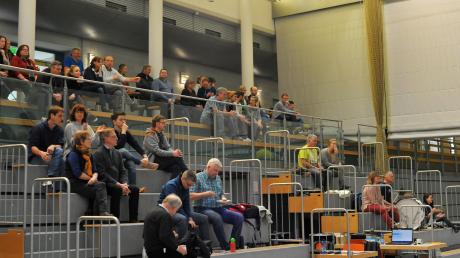 Badminton-Wettkämpfe mit Zuschauern wie hier in Dillingen wird es die nächste Zeit wegen Corona noch nicht wieder gegeben.