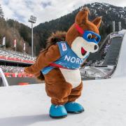 Eichhörnchen Nordi wirbt für die WM in Oberstdorf. 	