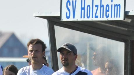 Tobias Ott (rechts) vom SV Holzheim.