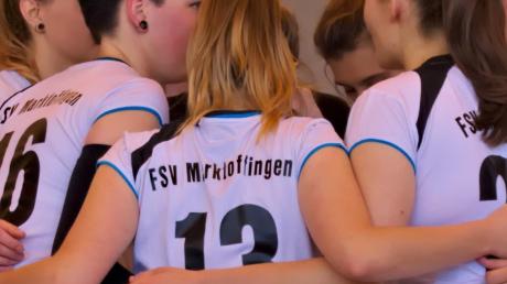Sie wachsen als Team immer besser zusammen: die FSV-Damen II beim Heimspiel gegen Rosenheim. 	