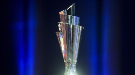 Die Trophäe der UEFA Nations League. Gruppen, Ligen, Spielplan und Modus sowie alle Infos zur Nations League 2022/2023 lesen Sie hier.