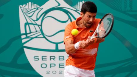Hat bei seinem Heim-Turnier in Belgrad im Finale gegen den Russen Andrej Rubljow verloren: Novak Djokovic in Aktion.