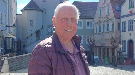 Seine Freundlichkeit und das Motto „Frechheit siegt“ zählen zu den Erfolgsgeheimnissen von Günther Endres. Heute feiert er seinen 80. Geburtstag. 