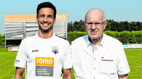 Blicken nach drei Siegen in Folge wieder optimistischer in die Zukunft des Fußball-Bezirksligisten SC Bubesheim: Spielertrainer Jan Plesner und Abteilungsleiter Karl Dirr.