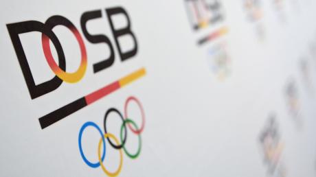 Der Deutsche Olympische Sportbund regt die Aufnahme von Sport, Bewegung und Leistungssport in das Grundgesetz an.