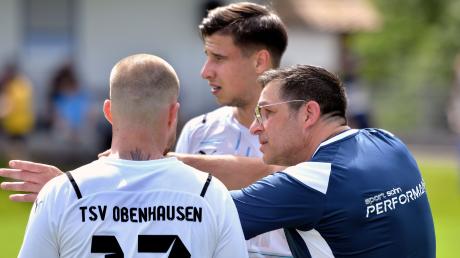 Trainer Jürgen Zwatschek und sein TSV Obenhausen haben im Endspurt der Saison die etwas besseren Karten als die bayerischen Nachbarn Ingstetten/Schießen und SV Tiefenbach.  