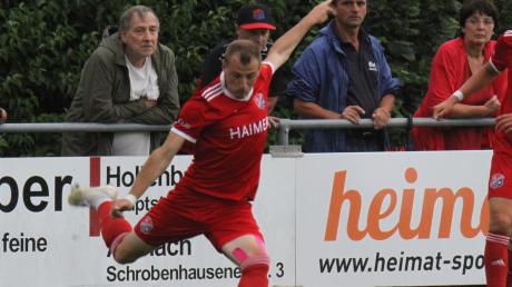 Werner Meyer und der TSV Hollenbach vergaben gegen den TSV Gersthofen zu viele Chancen und so endete das Derby mit einer Nullnummer. 