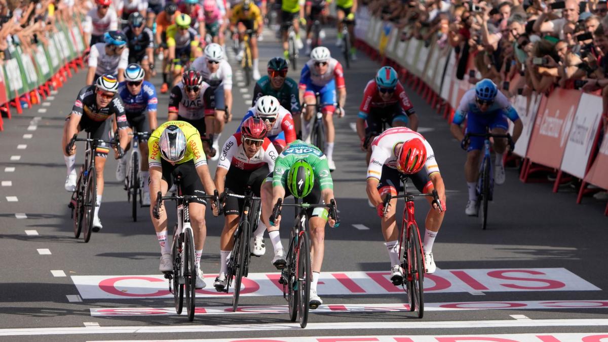 77ª Vuelta a España: Vuelta: Ire Bennett es imbatible – Ackermann noveno