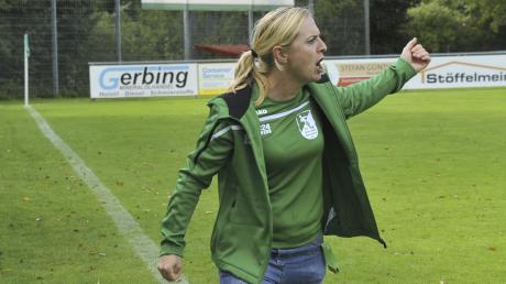 Grund zur Freude hatte Kathrin Böck, die neue Trainerin des SV Grün-Weiß Baiershofen. Ihre Mannschaft gewann in Freihalden.