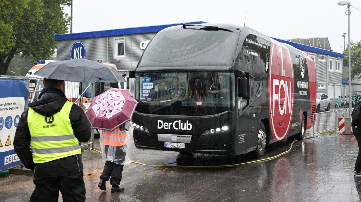 #Glosse: Polizei verwechselt Nürnberger Fan- mit Teambus: Wie kann das nur sein?