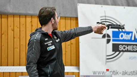 David Probst erzielte im ersten Wettkampf das beste Einzelergebnis für die Scheuringer Luftpistolenschützen in der Bundesliga-Süd.
