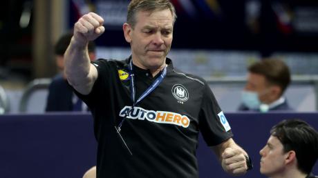 Deutschlands Trainer Gislason freut sich auf das Viertelfinale, ganz egal, wer der Gegner wird.