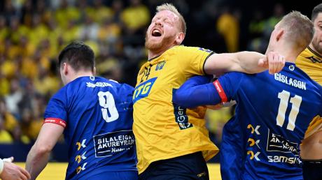 Schweden muss im Handball-WM-Halbfinale gegen Frankreich auf den verletzten Jim Gottfridsson (M.) verzichten. Übertragung, Termin, Uhrzeit - alle Infos zum Spiel gibt es hier.
