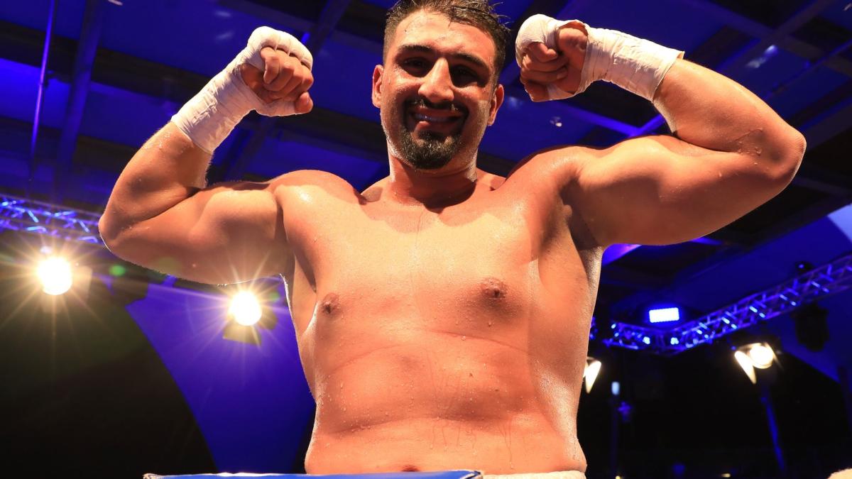 #Schwergewichtsboxer Kabayel gewinnt EM-Titel in Heimatstadt