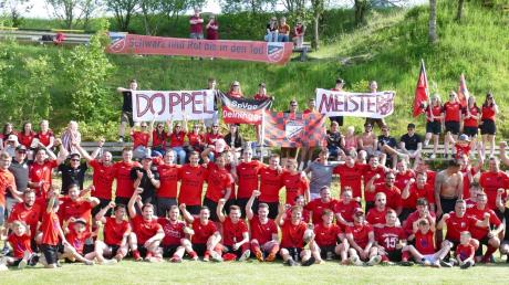 Die Deininger gewinnen den Titel in der Kreisklasse Nord 1 und gleichzeitig in der Reserve-Liga und dürfen sich somit im Jubiläumsjahr Doppel-Meister 2022/2023 nennen. 