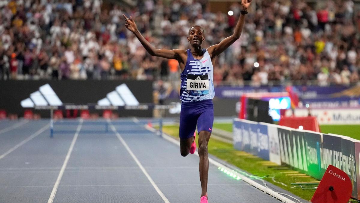 #Lamecha Girma rennt Weltrekord über 3000 Meter Hindernis