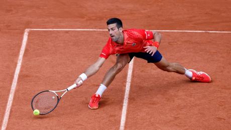 Setzte sich im Finale von Paris mit 7:6, 6:3, 7:5 gegen den Norweger Casper Ruud durch: Der Serbe Novak Djokovic.