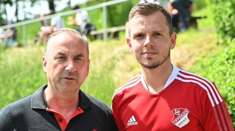 Klare Ansage: Abteilungsleiter Manfred Schuster und Trainer Julian Riederle wollen mit dem TSV Offingen in die Bezirksliga. 