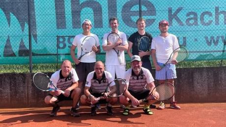 Klassenziel erreicht: Die Tennisspieler des TSV Burtenbach bleiben in der Südliga 2. 