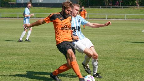 Maihingens zweite Mannschaft (in Orange-Schwarz) hat beim BC Huisheim eine Schlappe kassiert: Mit 2:0 gewannen die Gastgeber. 