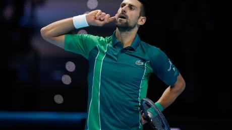 Spielt mit Jannik Sinner um den Titel bei den ATP-Finals: Novak Djokovic.