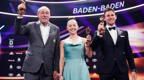 Die Preisträger des letzten Jahres: Präsident der Eintracht Peter Fischer (l-r), die Sprinterin Gina Lückenkemper und der Zehnkämpfer Niklas Kaul.