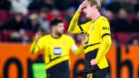 Unzufriedene Gesichter: Borussia Dortmund kam in Augsburg nur zu einem Remis.