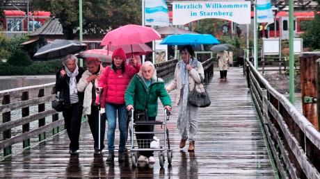 Auch wenn das Wetter trübe war, die Senioren aus Eresing machten sich auf an den Starnberger See und blieben locker.  	